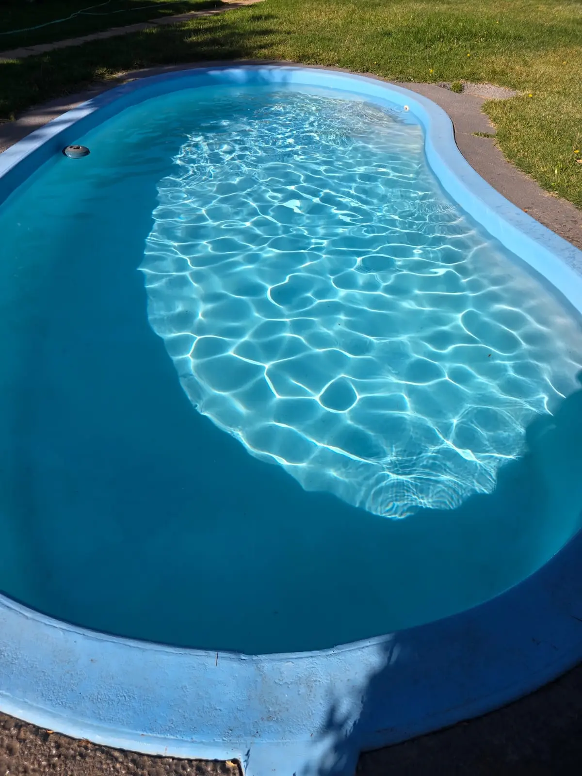 Piscina mantenida por RedPiscinas en La Reina