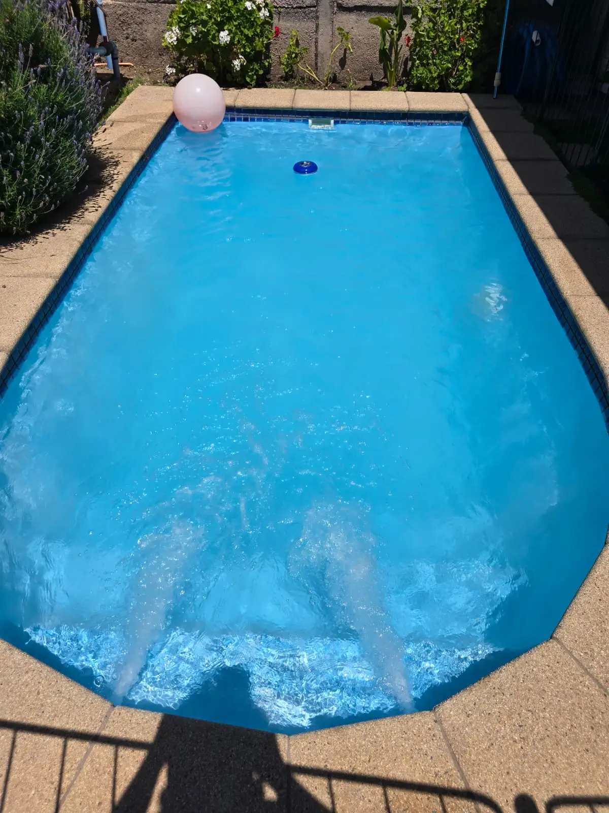 Piscina mantenida por RedPiscinas en Puente Alto